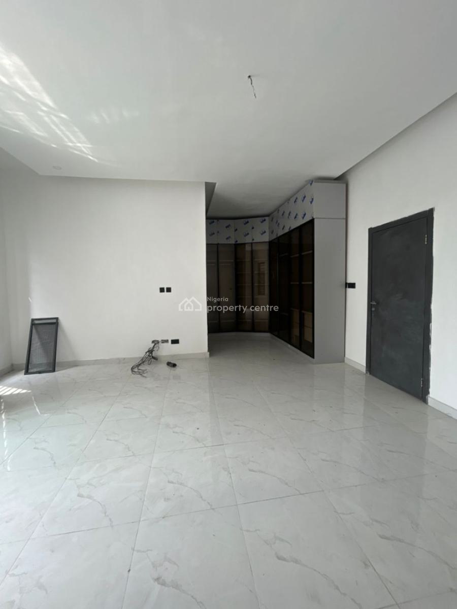 4-bedroom Semi-detached Duplex with Bq, Lekki, Lagos, Semi-detached Duplex for Sale