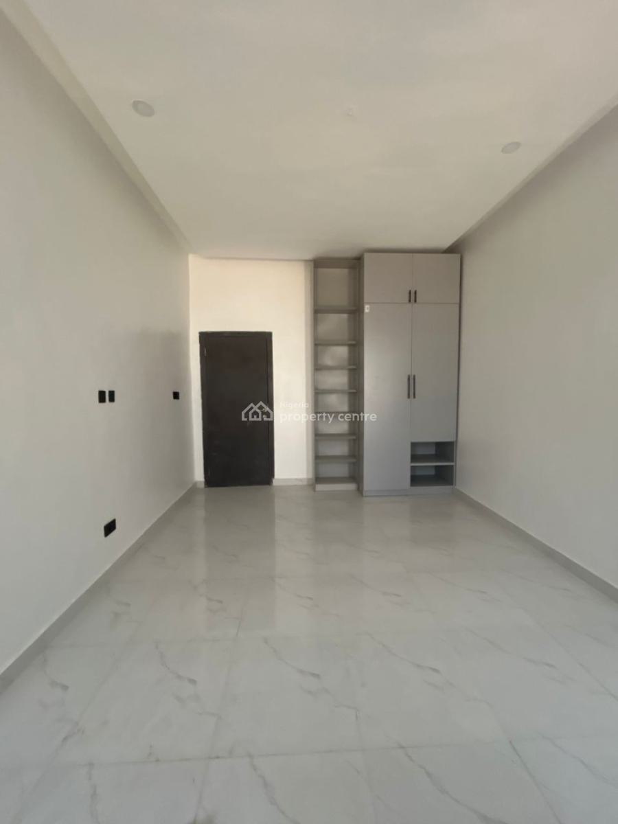 4-bedroom Semi-detached Duplex with Bq, Lekki, Lagos, Semi-detached Duplex for Sale