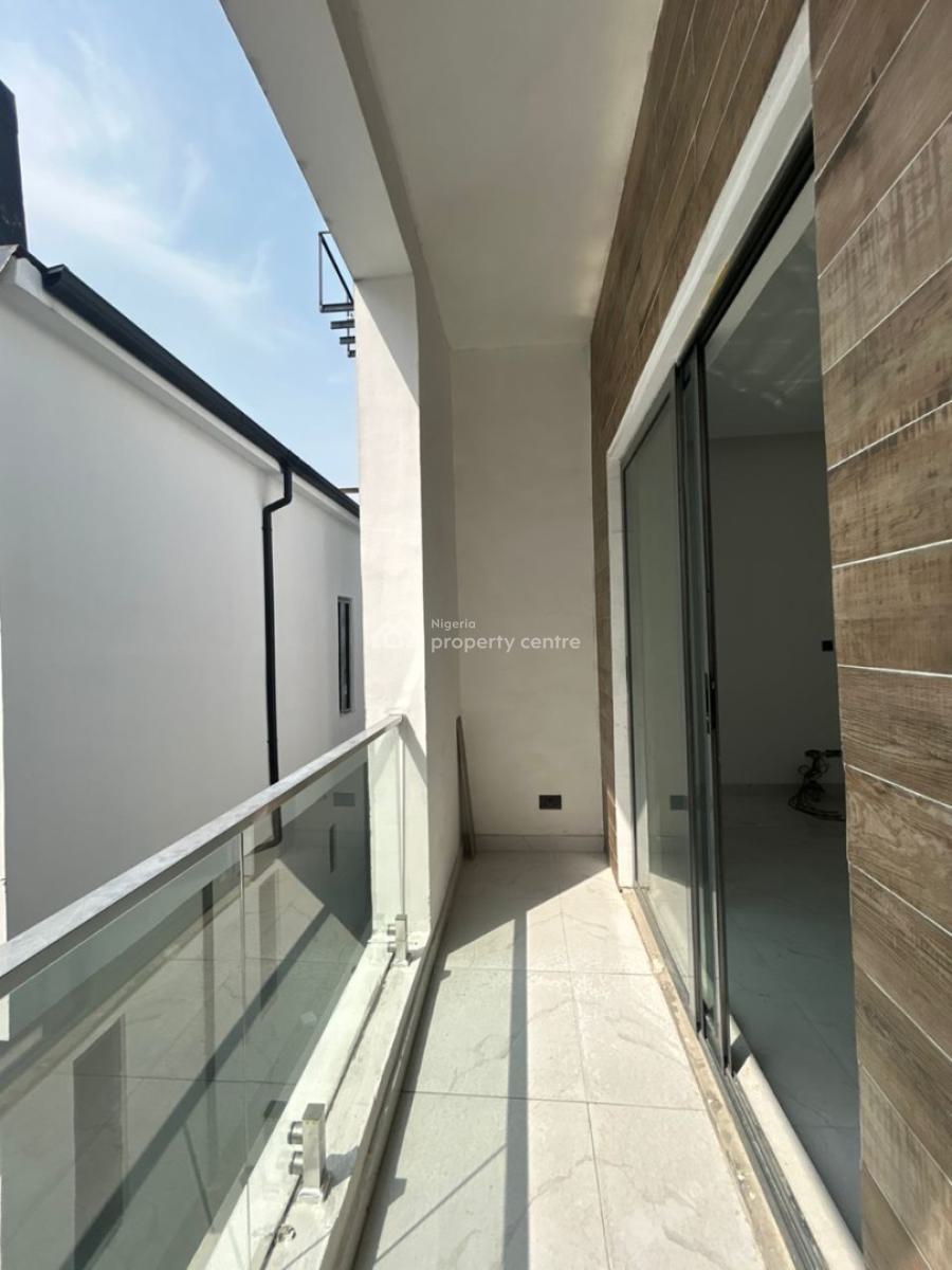 4-bedroom Semi-detached Duplex with Bq, Lekki, Lagos, Semi-detached Duplex for Sale