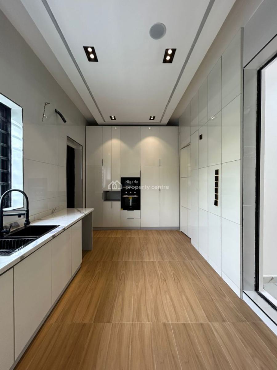 5 Bedrooms Fully Detached Duplex with Bq, Lekki, Lagos, Detached Duplex for Sale