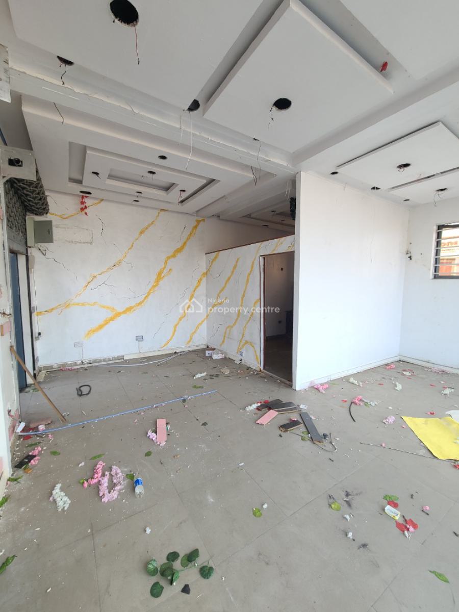 Commercial Shop/office Space, Igbo Efon, Lekki, Lagos, Plaza / Complex / Mall for Rent