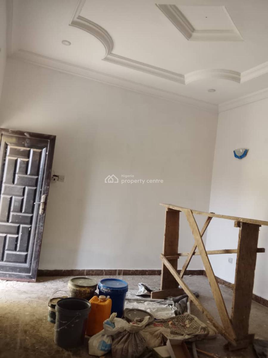 Smart 2 Bedrooms Apartment, Behind Dunamis Glory Dome, Lugbe District, Abuja, Flat / Apartment for Rent