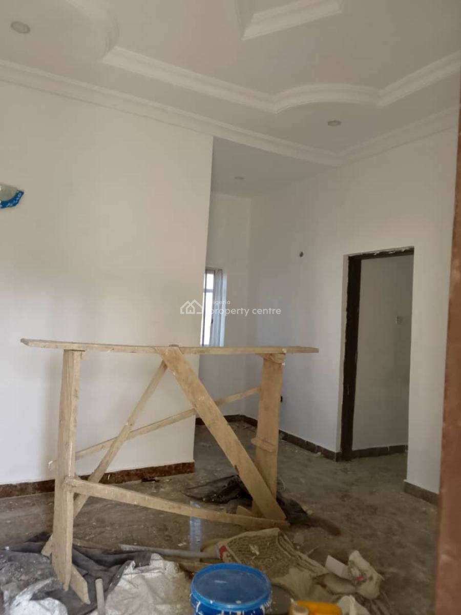 Smart 2 Bedrooms Apartment, Behind Dunamis Glory Dome, Lugbe District, Abuja, Flat / Apartment for Rent