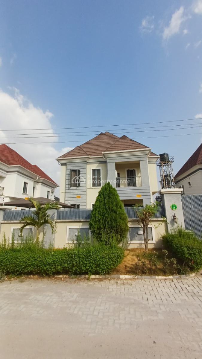 Luxury 4 Bedroom Duplex with 2bq and Gate House, Von Road, Lugbe District, Abuja, Detached Duplex for Sale