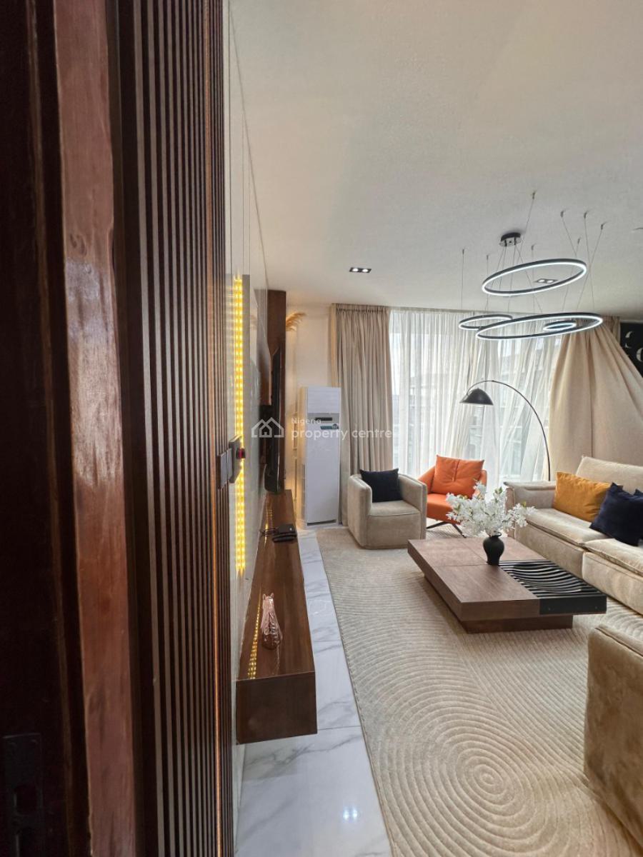 Luxury 2 Bedroom with Swimming Pool, Gym & Elevator, Lekki Phase 1, Lekki, Lagos, Flat / Apartment Short Let