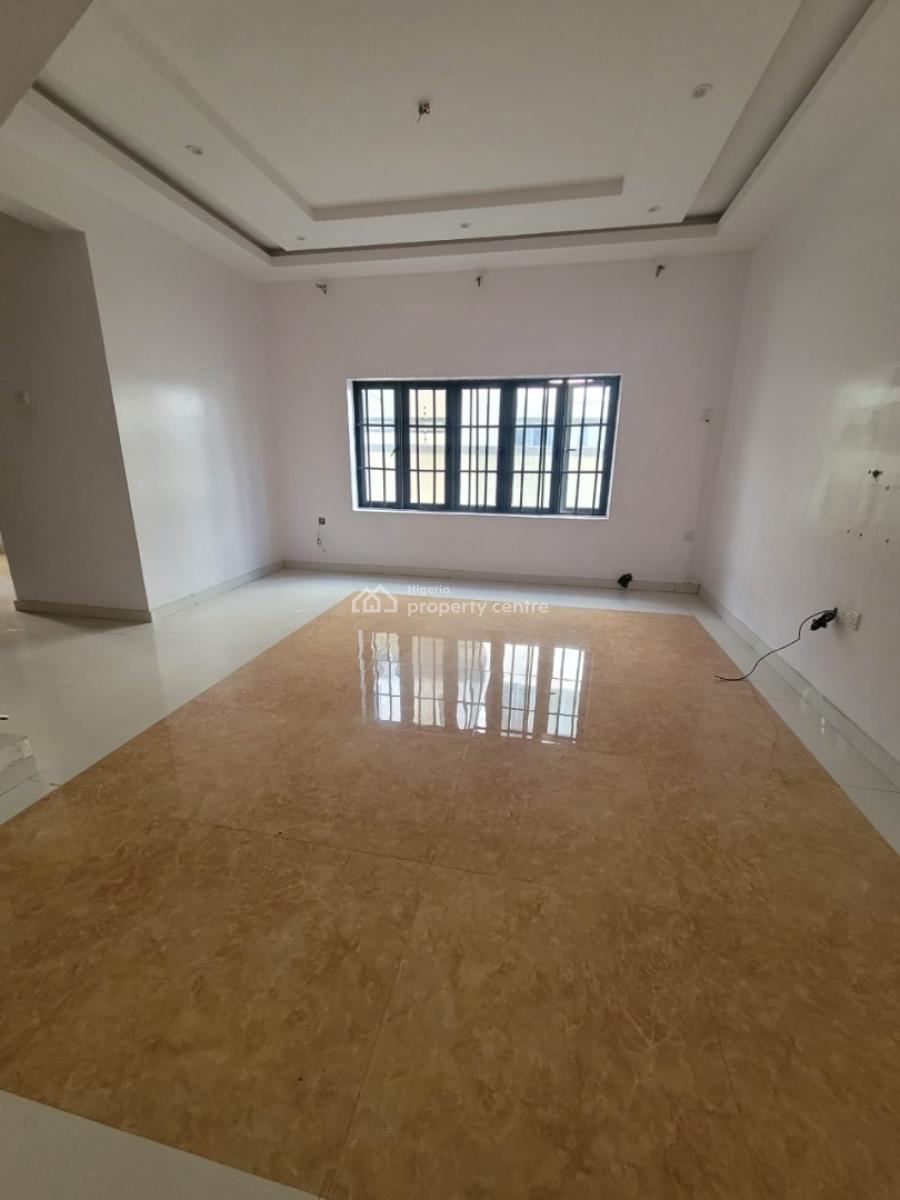 Lovely 3 Bedroom Terrace with Bq, Lekki Phase 1, Lekki, Lagos, Terraced Duplex for Rent