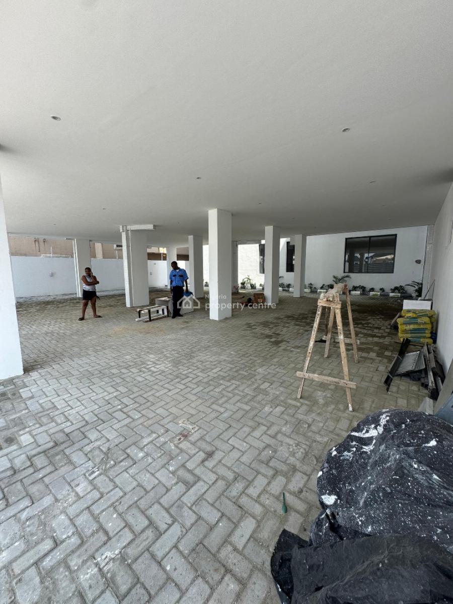Aesthetically Pleasing 2 Bedroom Apartment with Swimming Pool, Elevator, Lekki Phase 1, Lekki, Lagos, Flat / Apartment for Sale