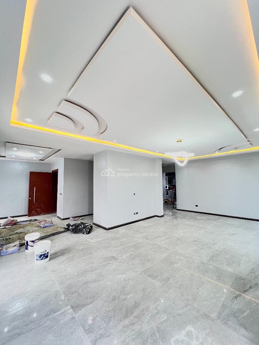 Beautiful 4 Bedroom Apartments with a Pool and Bq, Lekki Phase 1, Lekki, Lagos, Flat / Apartment for Sale