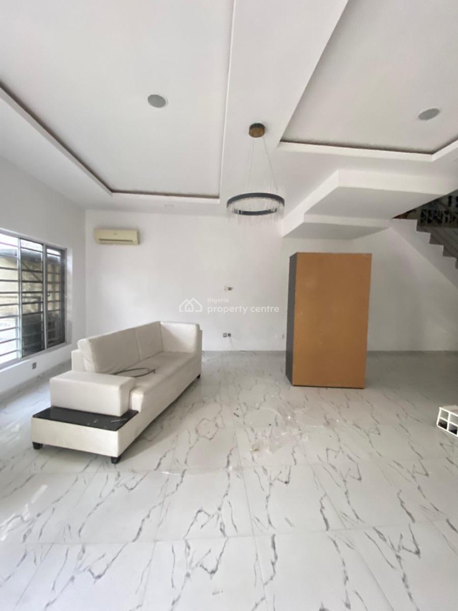 4 Bedroom Semi Detached Duplex with Bq, Osapa, Lekki, Lagos, Semi-detached Duplex for Rent