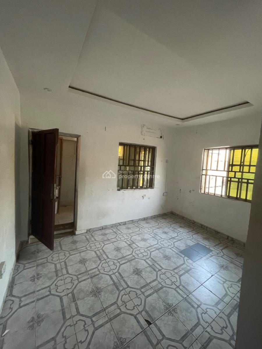 Spacious Self Contained, Off Christmas Street, Phase 4, Kubwa, Abuja, Self Contain (single Rooms) for Rent