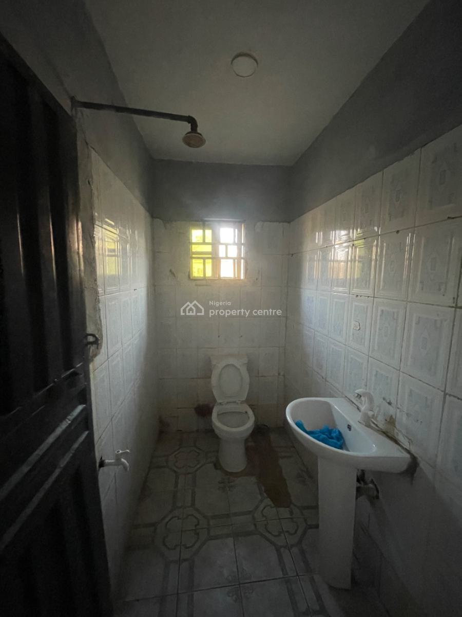 Spacious Self Contained, Off Christmas Street, Phase 4, Kubwa, Abuja, Self Contain (single Rooms) for Rent