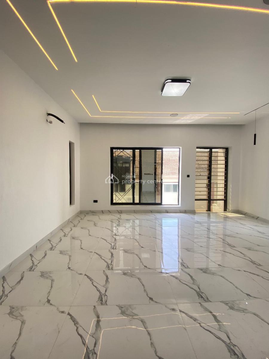 5 Bedroom Terrace Duplex with Bq and Pool, Osapa, Lekki, Lagos, Terraced Duplex for Sale