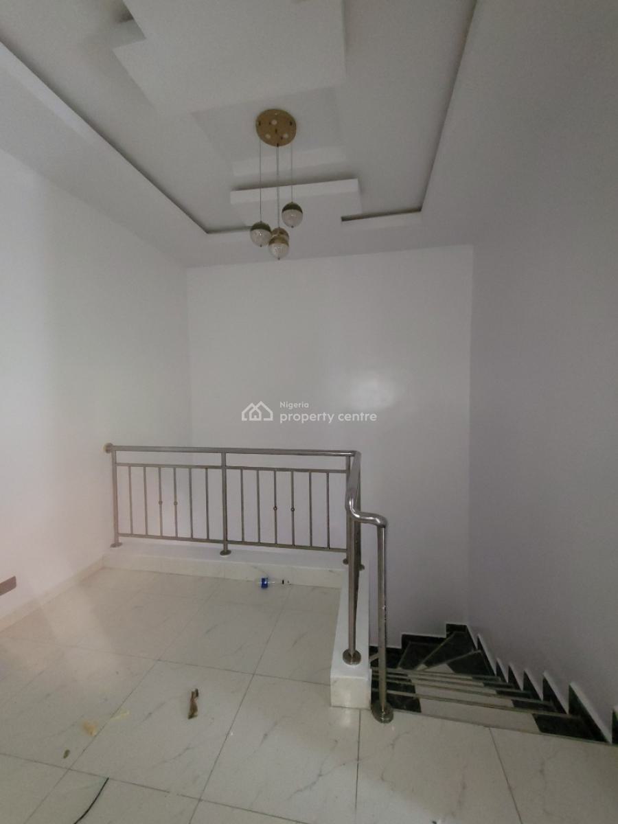 Luxury 4 Bedroom Semi-detached House with Bq, Admiral Gabriel Okoi Street, Ikate, Lekki, Lagos, Semi-detached Duplex for Sale