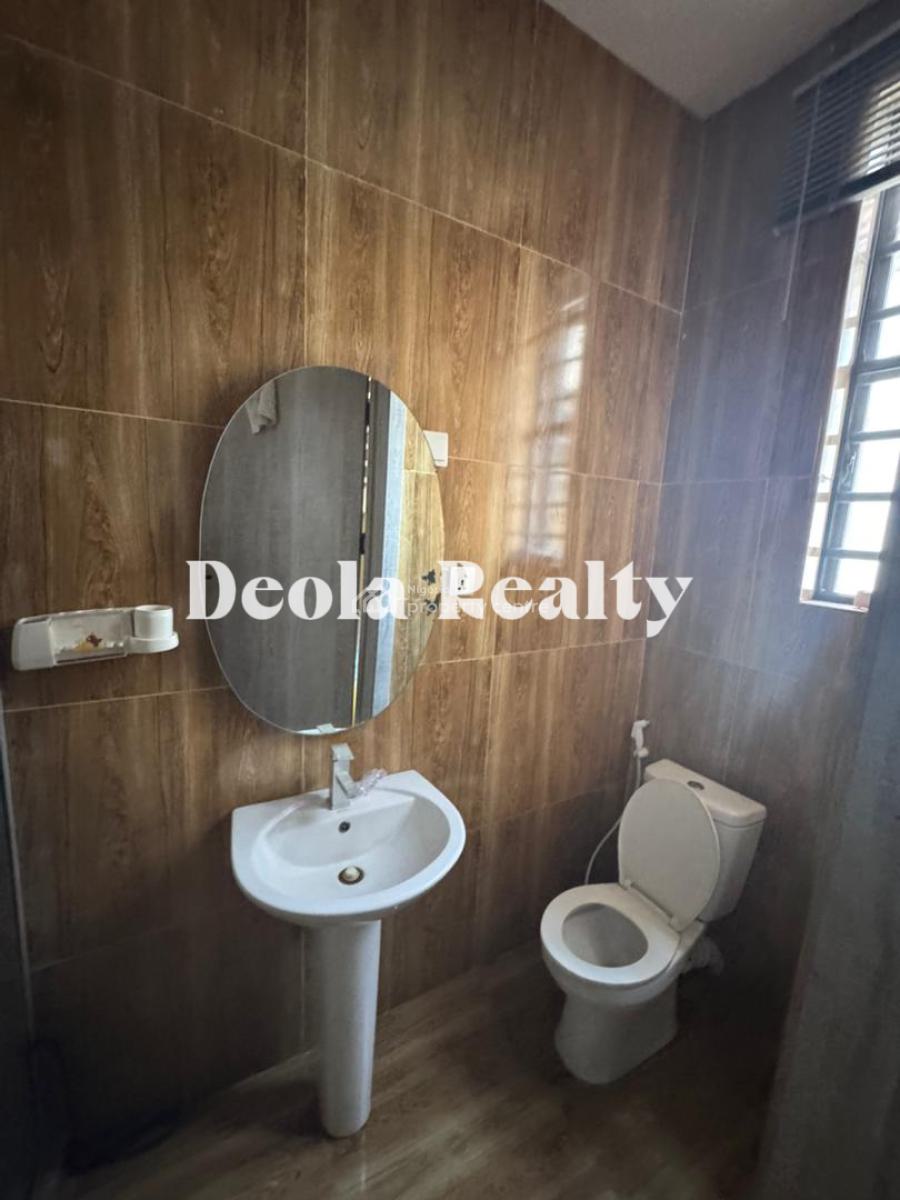 a Very Nice and Spacious 4 Bedroom Semi Detached Duplex, Off Spg Road, Ologolo, Lekki, Lagos, Semi-detached Duplex for Rent