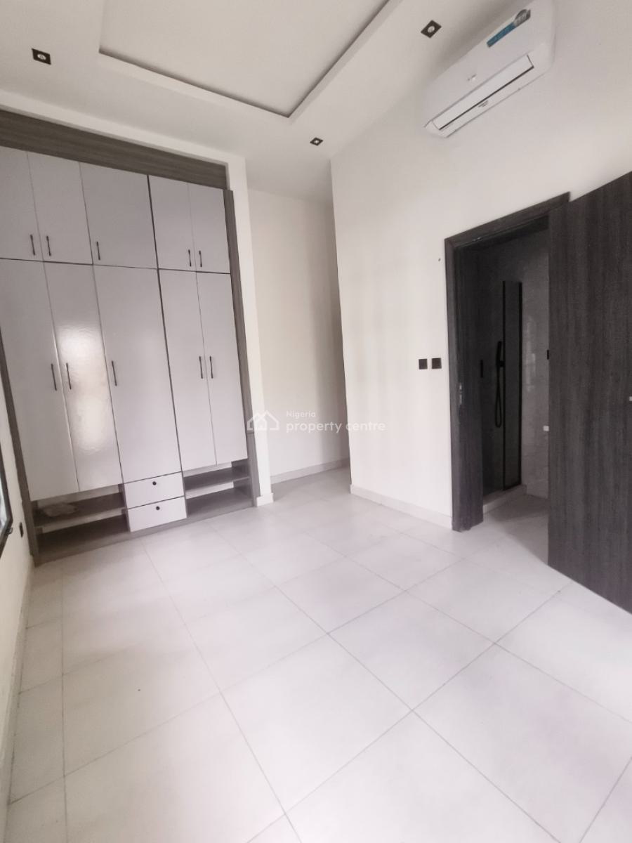Sharp 2 Bedroom with a Bq, Freedom Way, Lekki Phase 1, Lekki, Lagos, House for Rent