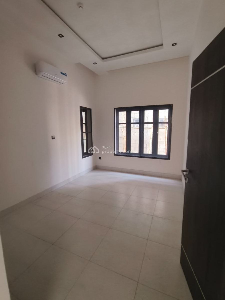 Sharp 2 Bedroom with a Bq, Freedom Way, Lekki Phase 1, Lekki, Lagos, House for Rent