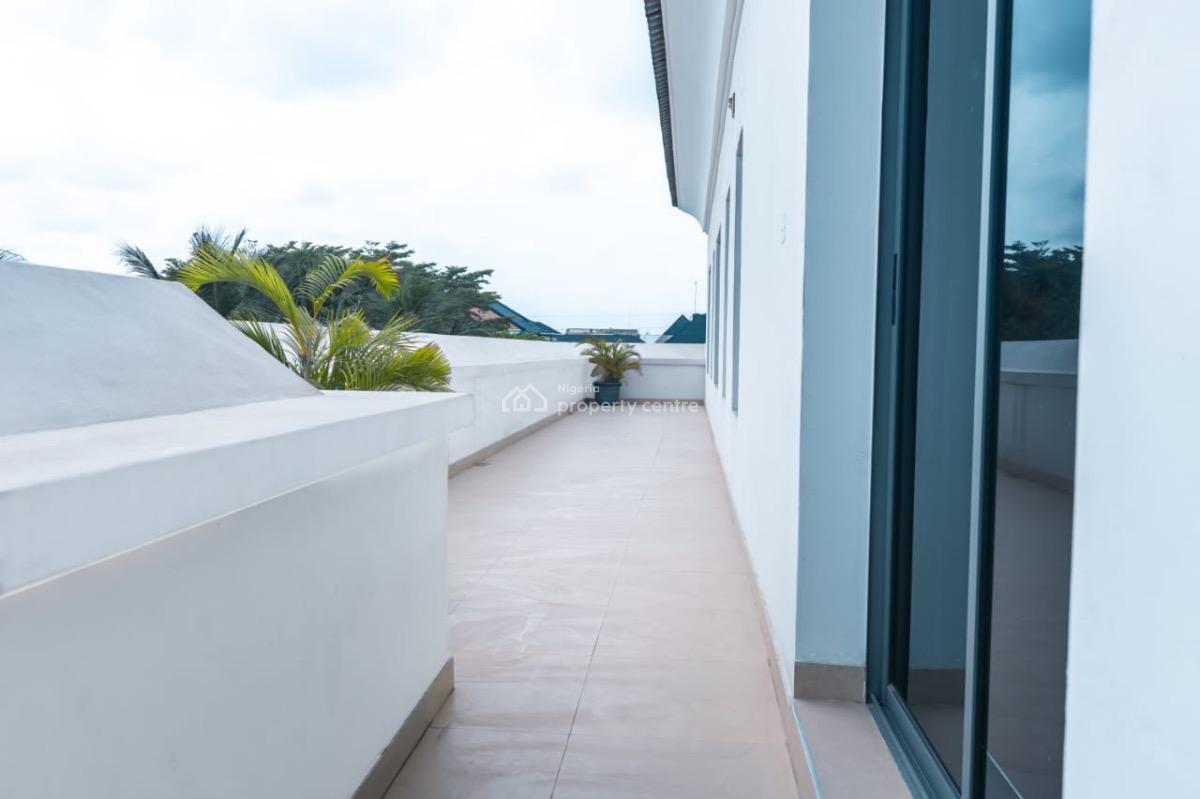 Luxury 2 Bedroom Penthouse with Excellent Features Available for December Stay, Lekki Phase 1, Lekki, Lagos, Flat / Apartment Short Let