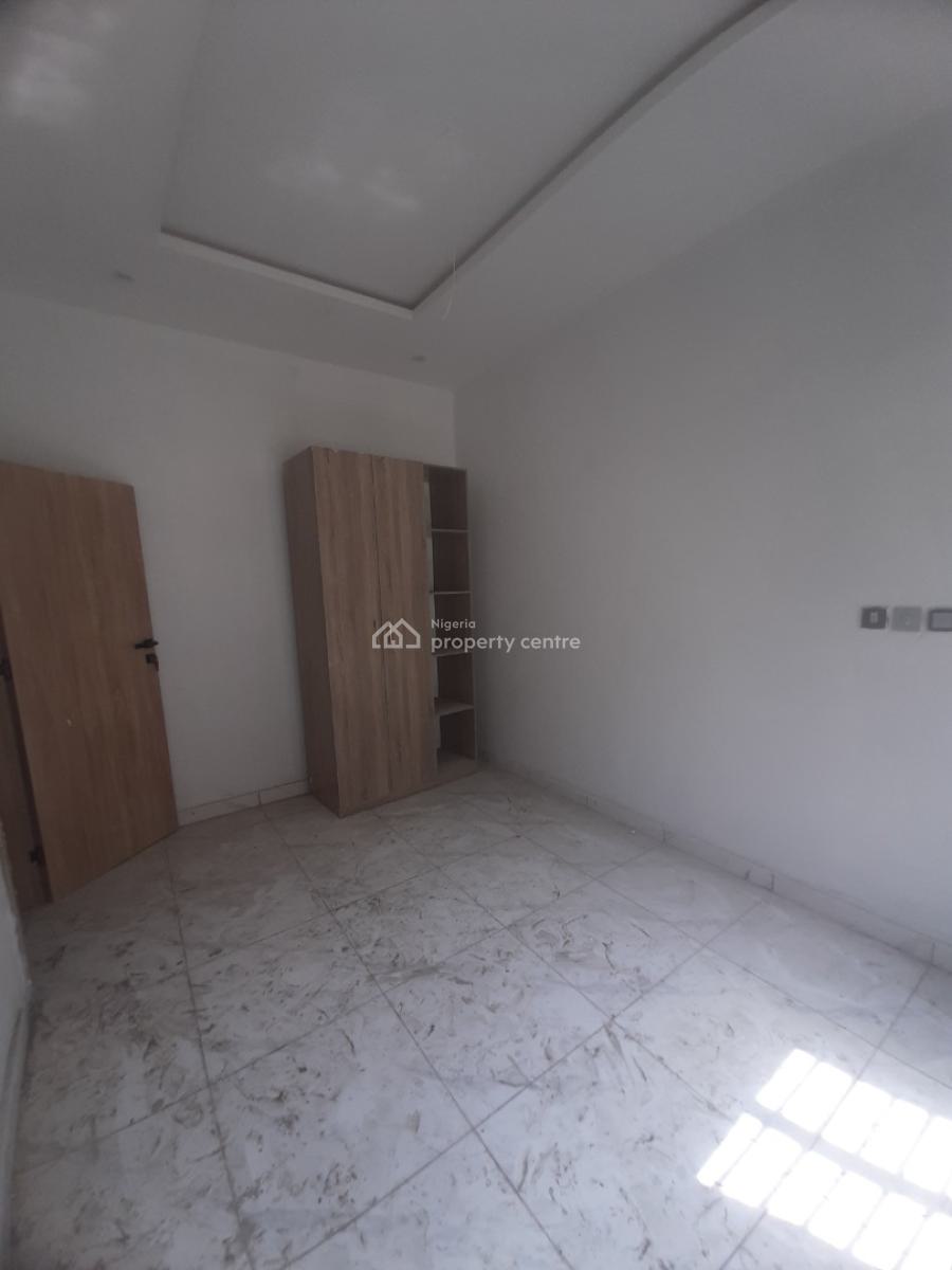 3, Before Chevron Drive 2nd Toll Gate Axis, Ologolo, Lekki, Lagos, Flat / Apartment for Sale