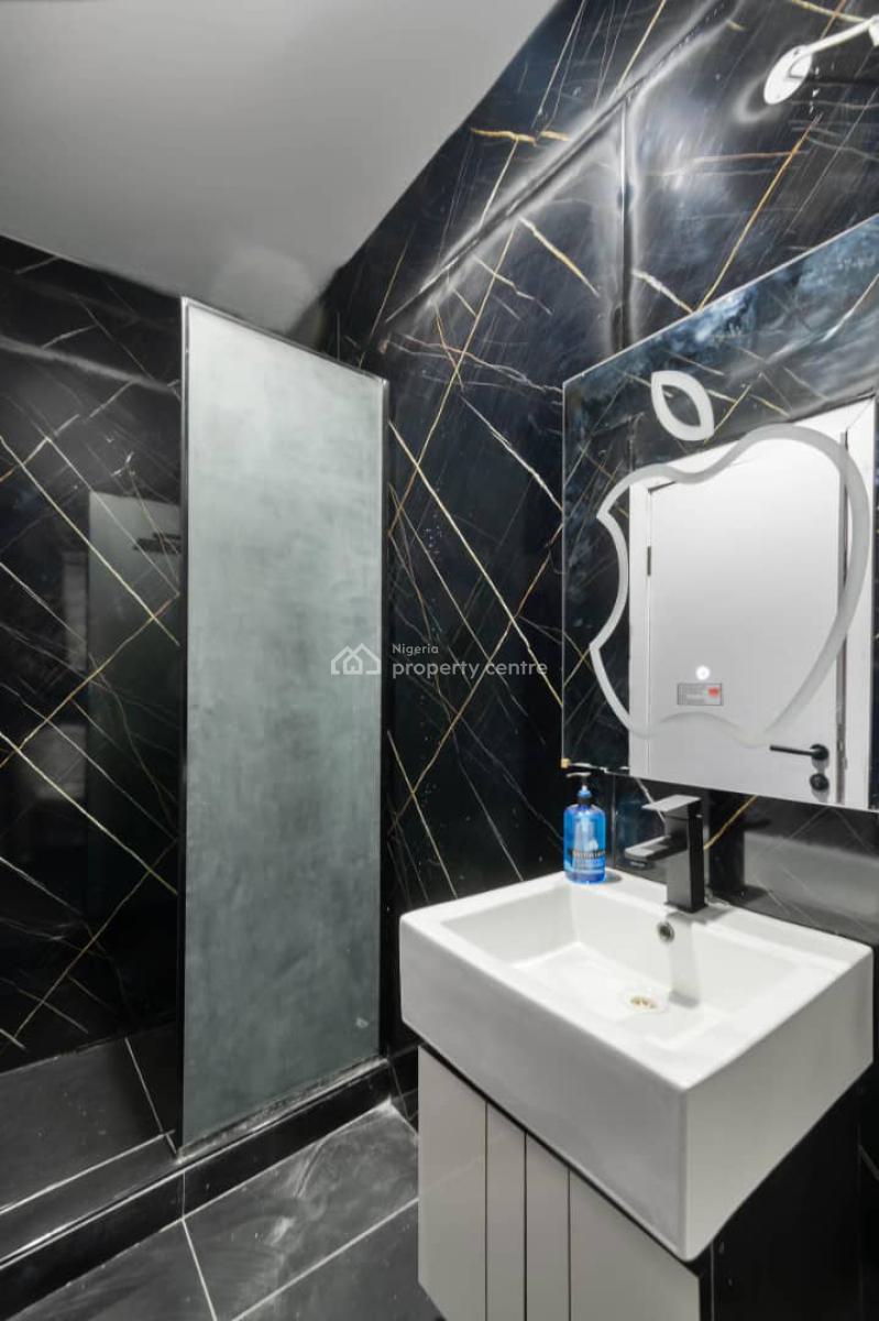 Luxurious 2 Bedroom with Swimming Pool and Ps5, Off Admiralty Way, Lekki Phase 1, Lekki, Lagos, Flat / Apartment Short Let