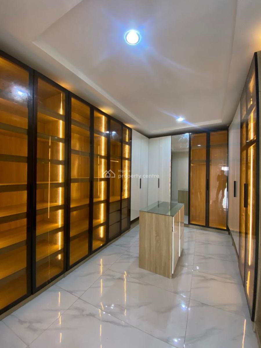 Beautiful 5 Bedroom Duplex with a Bq,pool,, Ologolo, Lekki, Lagos, House for Sale