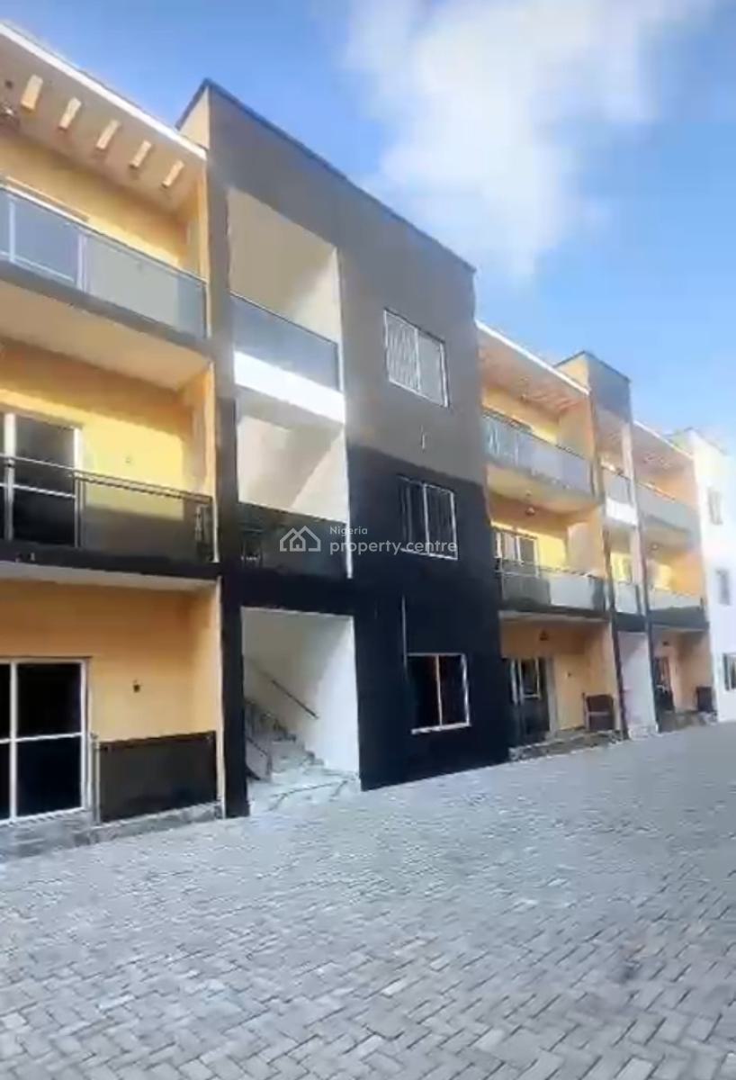 Well-finished 2-bedroom Apartment with Bq Offers Comfort, Quality, Ilaje, Ajah, Lagos, Flat / Apartment for Sale