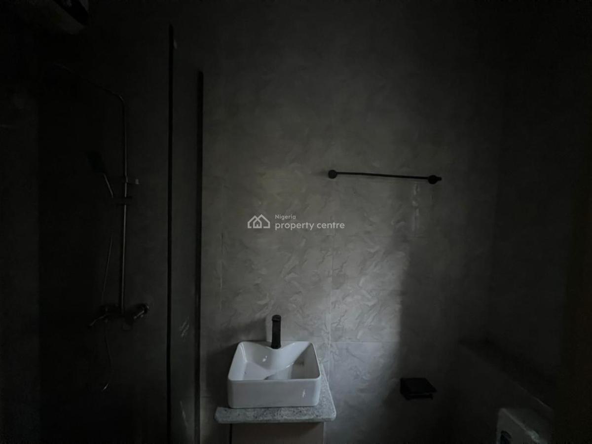 2 Bedrooms Apartment, Lekki Phase 1, Lekki, Lagos, Flat / Apartment for Rent