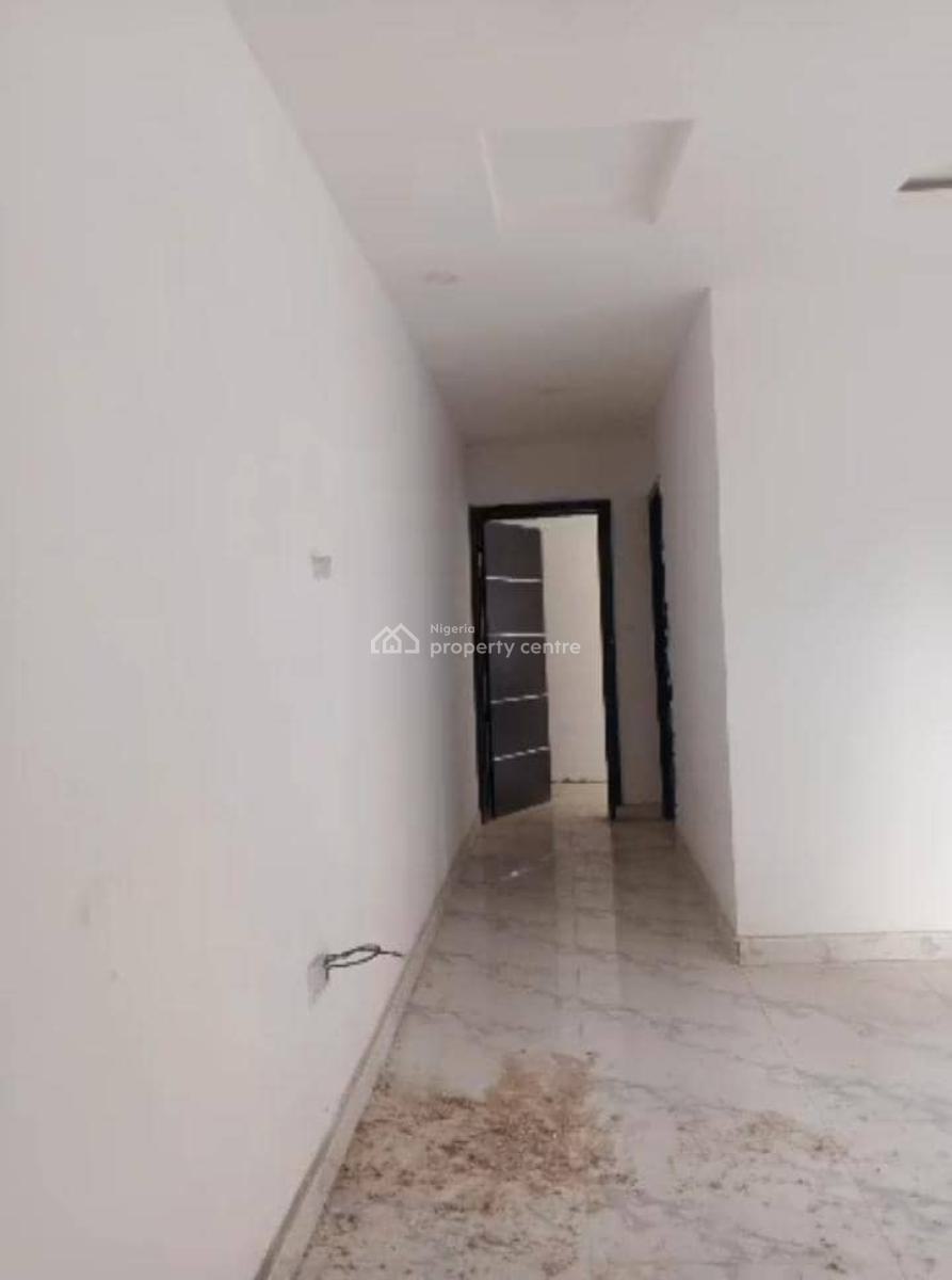 Lovely 2bedroom Flat, Alagomeji, Yaba, Lagos, Flat / Apartment for Rent