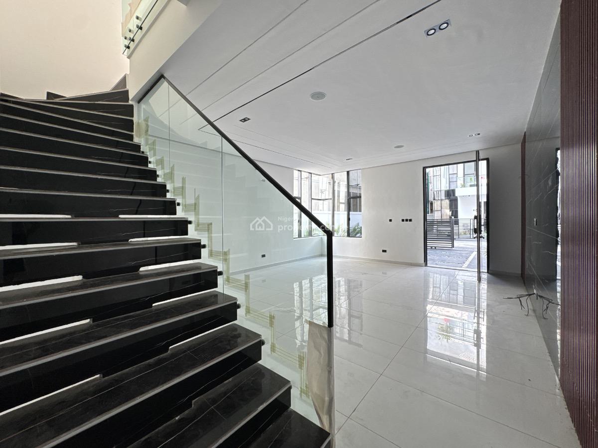 4 Bedroom Semi-detached Duplex, Orchid Rd., Lekki, Lagos, Semi-detached Duplex for Sale