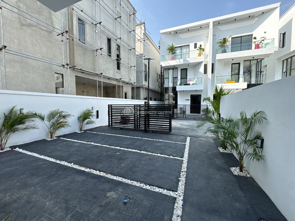 4 Bedroom Semi-detached Duplex, Orchid Rd., Lekki, Lagos, Semi-detached Duplex for Sale