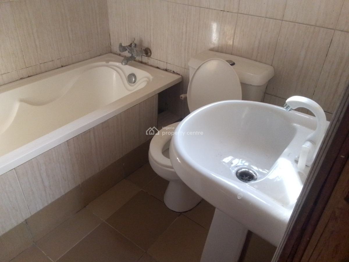 Spacious Luxury 2 Bedroom Flat with Excellent Features, Amanda Oseni Street, Ogombo, Ajah, Lagos, Flat / Apartment for Rent