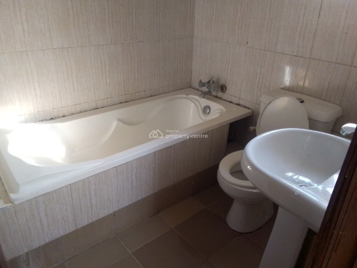 Spacious Luxury 2 Bedroom Flat with Excellent Features, Amanda Oseni Street, Ogombo, Ajah, Lagos, Flat / Apartment for Rent