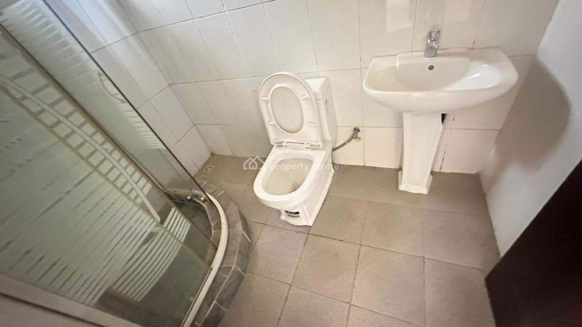 3bedroom Flat with a Bq in Wuye, Wuye, Abuja, Flat / Apartment for Rent