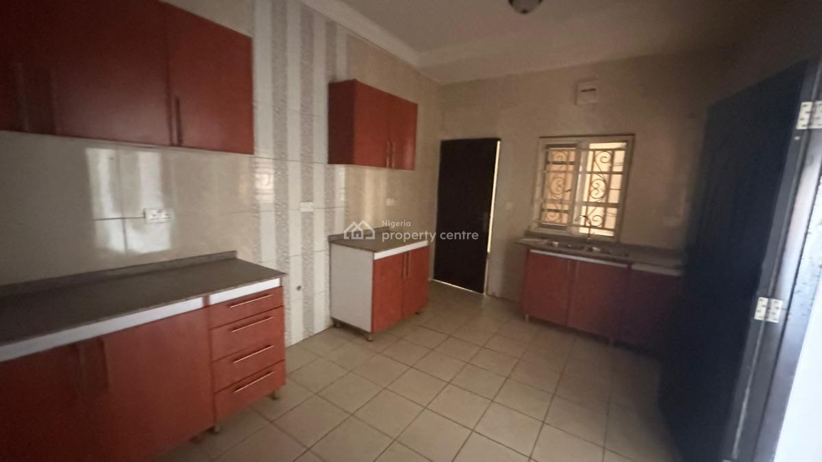 3bedroom Flat with a Bq in Wuye, Wuye, Abuja, Flat / Apartment for Rent