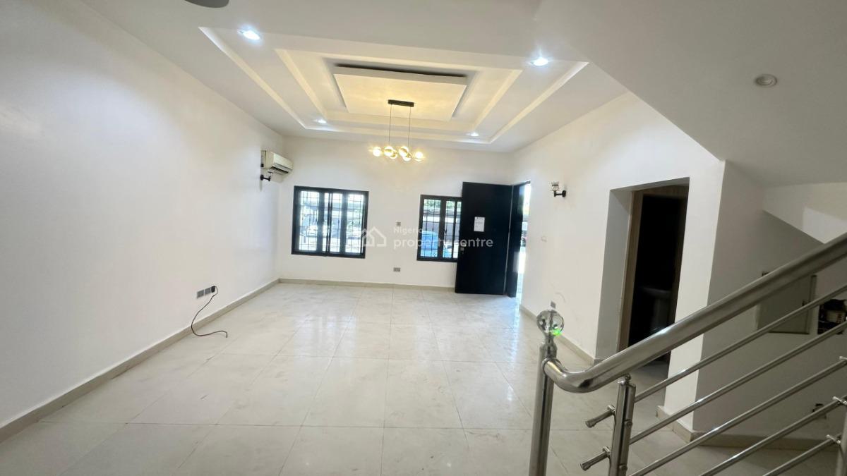 4bedroom Terrace Duplex with Bq in Garki Tarred Road, Garki 2, Garki, Abuja, Terraced Duplex for Rent