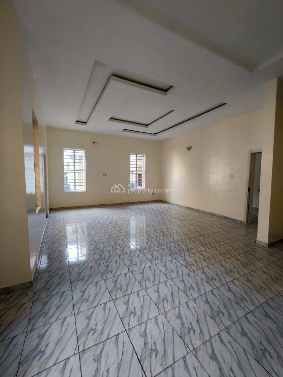 Well Renovated Spacious 4 Bedroom Duplex Plus Bq, Ologolo, Lekki, Lagos, Semi-detached Duplex for Rent