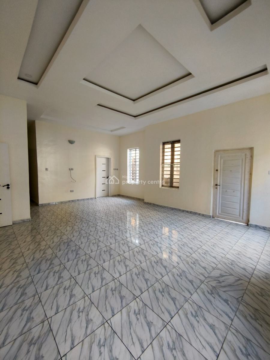 Well Renovated Spacious 4 Bedroom Duplex Plus Bq, Ologolo, Lekki, Lagos, Semi-detached Duplex for Rent