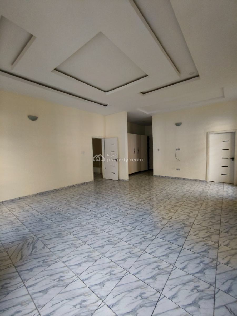 Well Renovated Spacious 4 Bedroom Duplex Plus Bq, Ologolo, Lekki, Lagos, Semi-detached Duplex for Rent