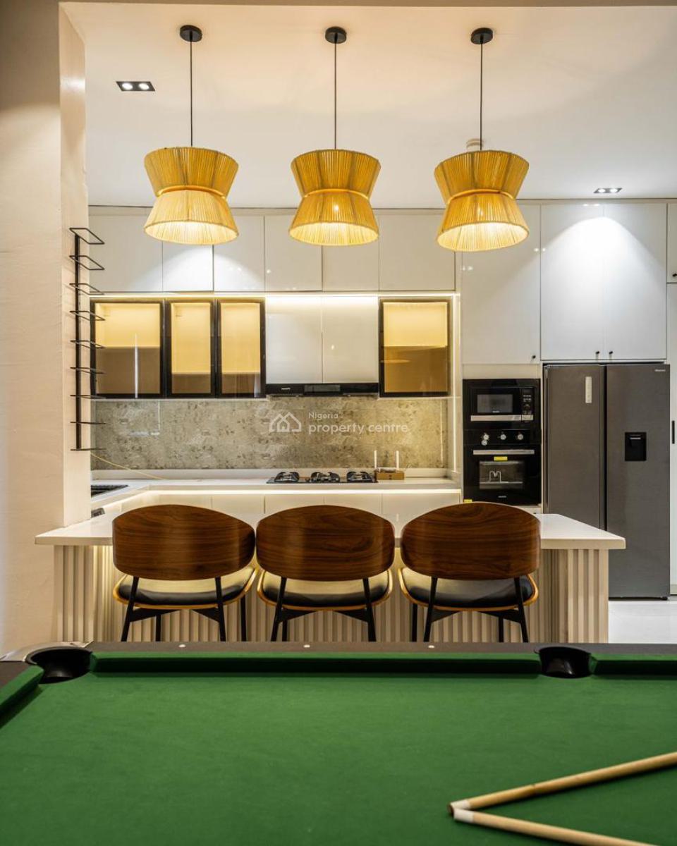 Exquisitely Furnished 3 Bedroom Apartment, Lekki Phase 1, Lekki, Lagos, Flat / Apartment Short Let