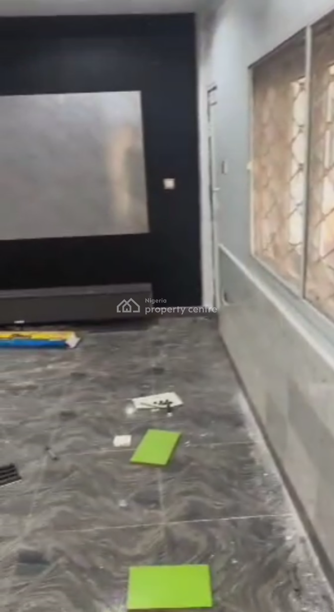 Three Bedrooms Semi Detached Penthouse, River Park Estate, Lugbe District, Abuja, Semi-detached Duplex for Rent