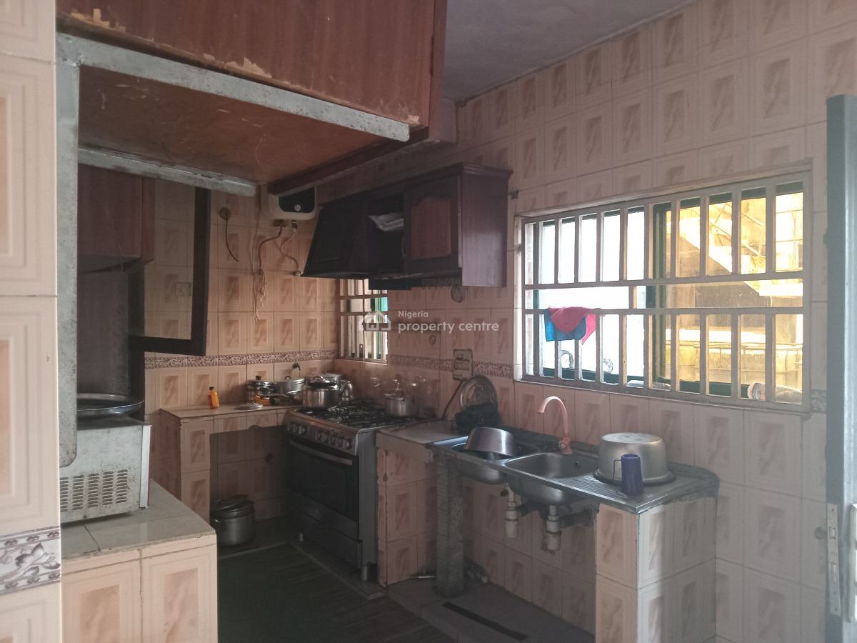 Well Located Twin Five (5) Bedroom Duplex with C of O, Off Elimgbu Road, Port Harcourt, Rivers, Semi-detached Duplex for Sale