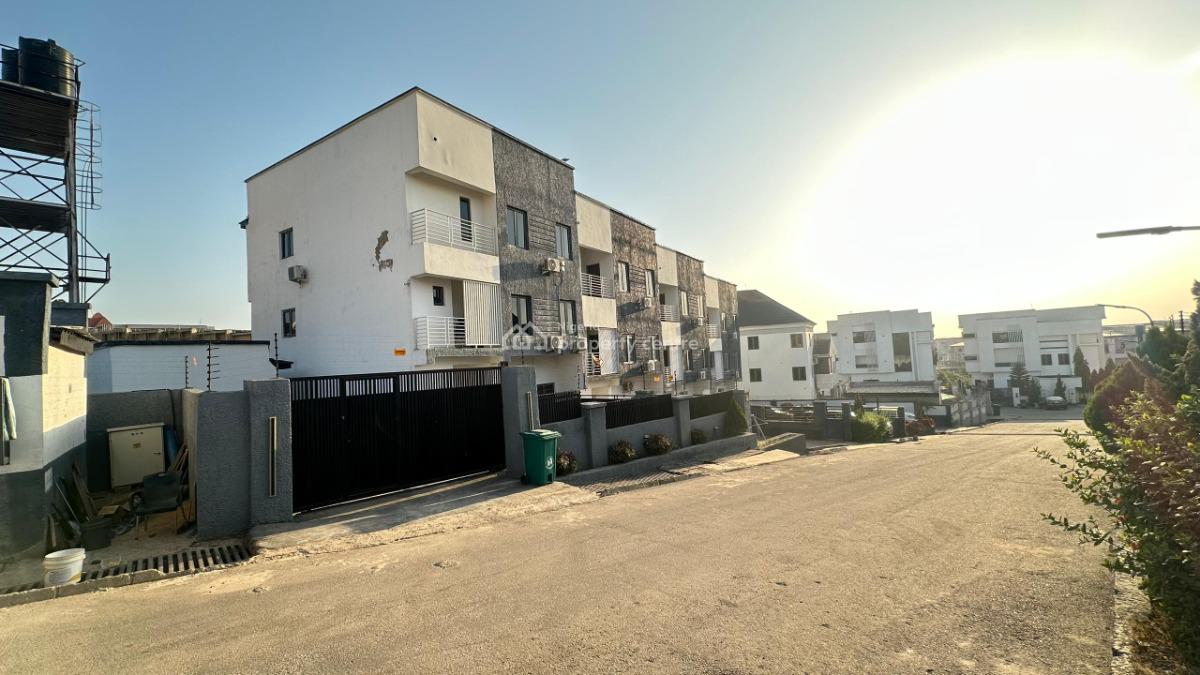 4 Bedrooms Terraced Duplex with Bq, Tarred Road, Guzape District, Abuja, Terraced Duplex for Rent
