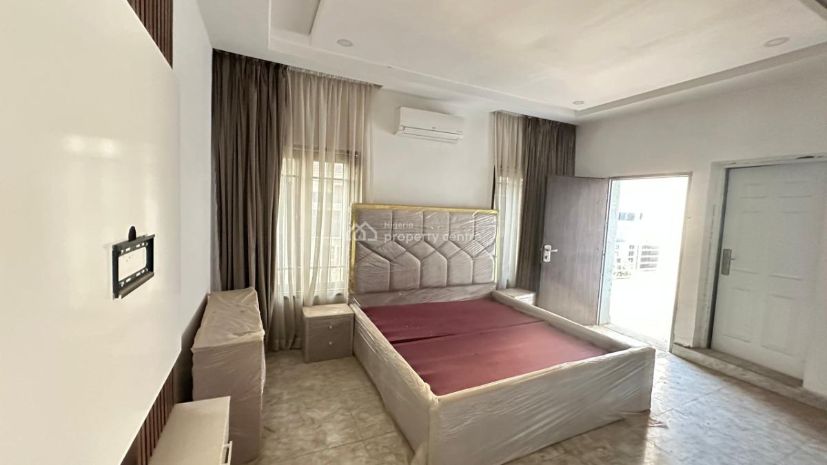 4 Bedrooms Terraced Duplex with Bq, Tarred Road, Guzape District, Abuja, Terraced Duplex for Rent