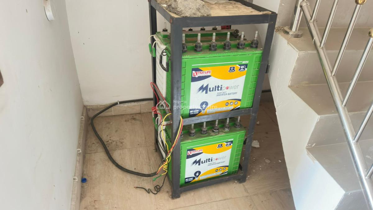 4 Bedrooms Terraced Duplex with Bq, Tarred Road, Guzape District, Abuja, Terraced Duplex for Rent