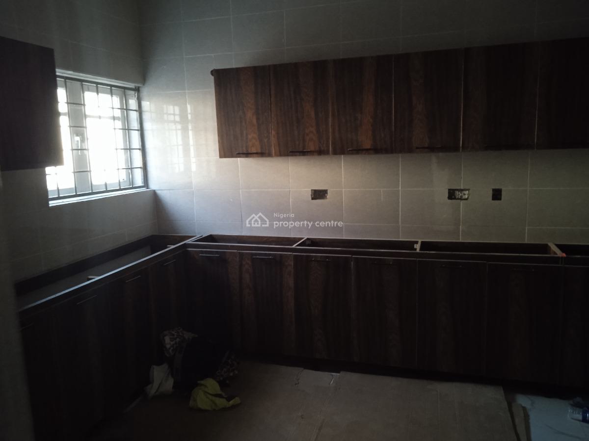 4 Bedrooms Semi Detached Duplex in an Estate, Sam Najuoma Estate, After Brains and Hammers, Galadimawa, Abuja, Semi-detached Duplex for Rent