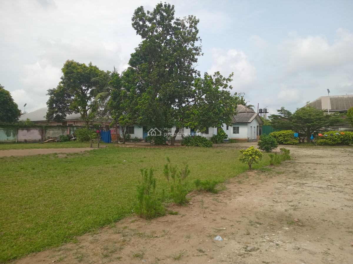 a Well Situated School on 3 Floors Set on 15 Plots of Land with C of O, Off Elimgbu Road, Port Harcourt, Rivers, School for Sale