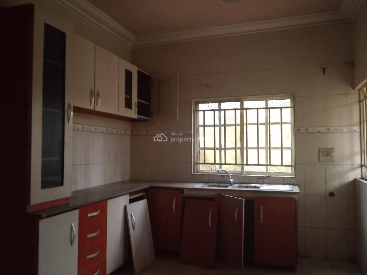 Well Located Five 5 Bedroom Detached Duplex in a Serene Environment, Off Elimgbu Road, Port Harcourt, Rivers, Detached Duplex for Sale