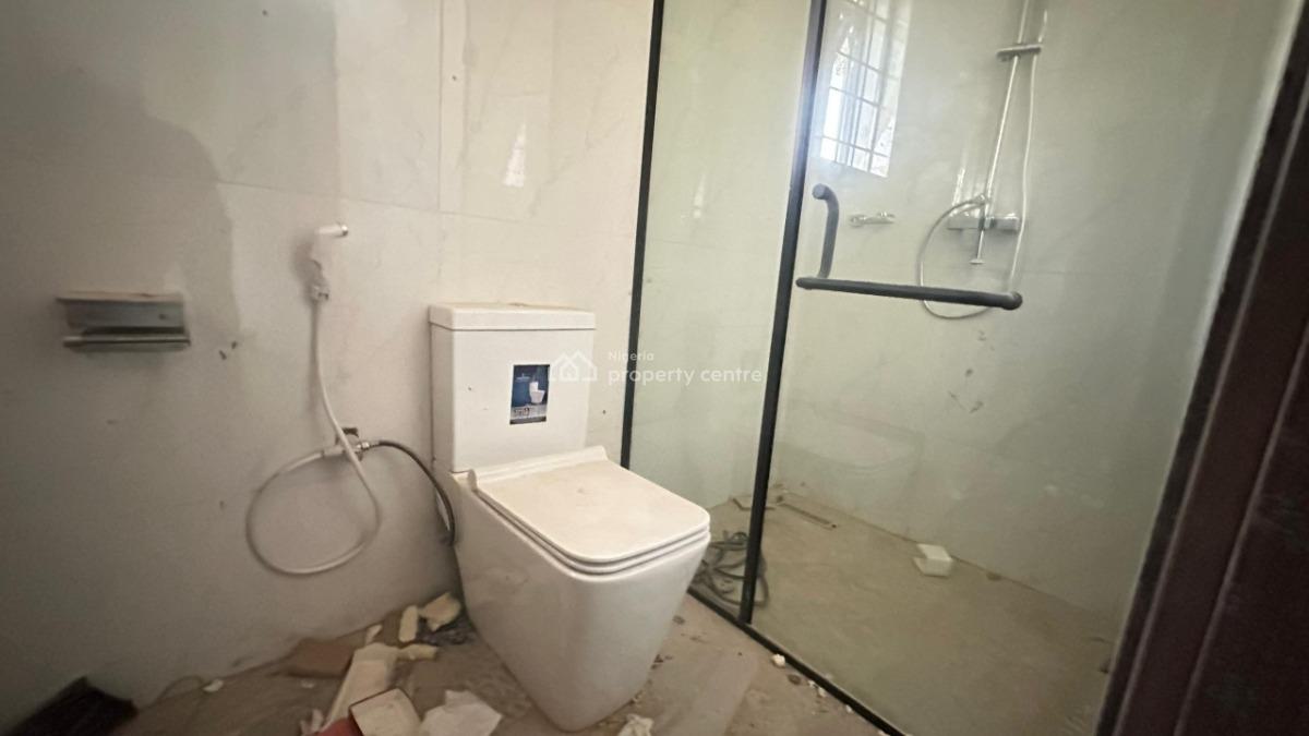 4 Bedrooms Semi Detached Duplex with Bq, Tarred Road, Wuye, Abuja, Semi-detached Duplex for Rent