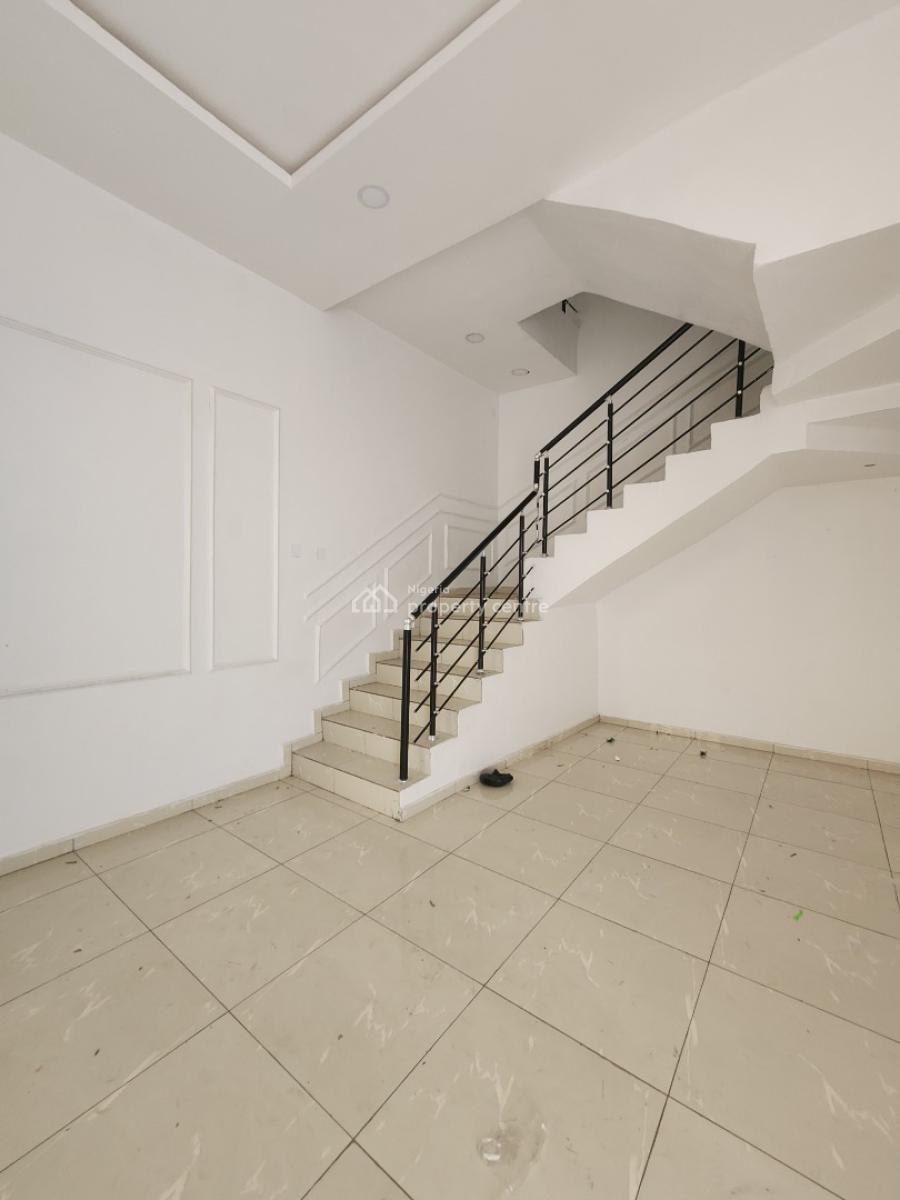 Lovely 3 Bedroom Apartment in a Serene Environment, Orchid Road, Lekki, Lagos, Terraced Duplex for Rent