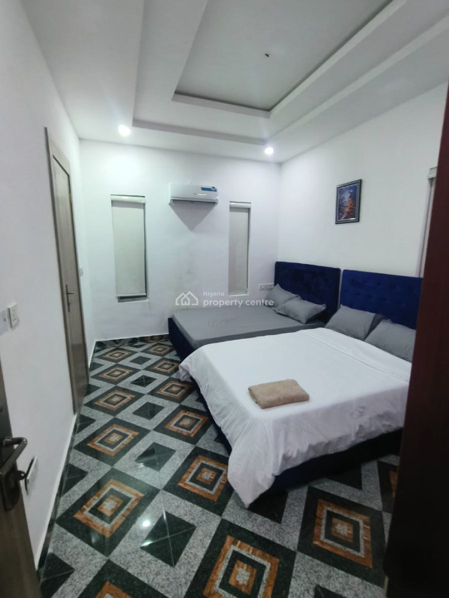 Lovely Flat Away From Home, Ilaje, Ajah, Lagos, Mini Flat (room and Parlour) Short Let