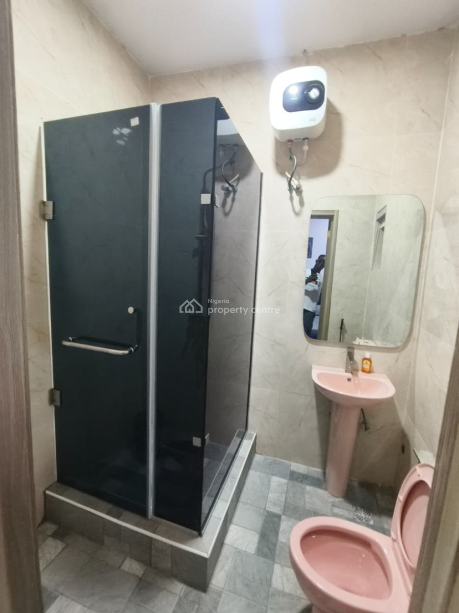 Lovely Flat Away From Home, Ilaje, Ajah, Lagos, Mini Flat (room and Parlour) Short Let